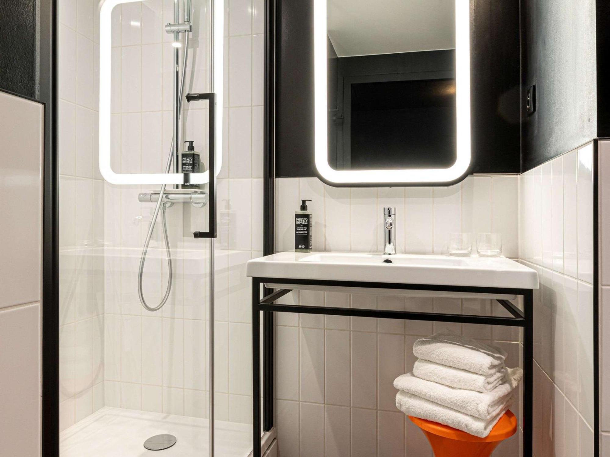 Ibis Styles Paris Villejuif Exteriör bild
