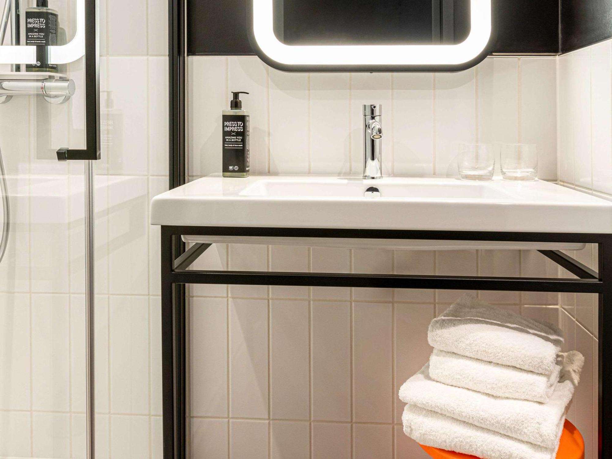 Ibis Styles Paris Villejuif Exteriör bild